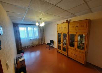 Трехкомнатная квартира на продажу, 62.7 м2, Калининск, улица Некрасова, 72