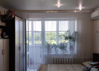 Однокомнатная квартира на продажу, 38.2 м2, поселок городского типа Солнечнодольск, Молодёжная улица, 1А