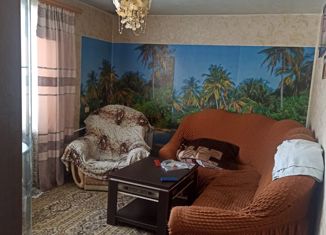 Продажа 3-комнатной квартиры, 58 м2, село Томичи, Комсомольская улица, 2