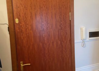 Продам 3-ком. квартиру, 114.6 м2, Москва, улица Генерала Антонова, 7, улица Генерала Антонова