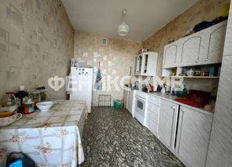 Продается 3-ком. квартира, 75 м2, Ставропольский край, улица Матвиенко