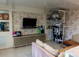 Продаю 3-комнатную квартиру, 59 м2, рабочий посёлок Октябрьский, улица Губкина, 9