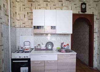 Продам 2-ком. квартиру, 44.8 м2, Салават, улица Гагарина, 18