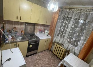 Продаю трехкомнатную квартиру, 57 м2, Рыбинск, улица 9 Мая, 2