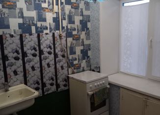 2-комнатная квартира на продажу, 39.9 м2, Кыштым, улица Карла Либкнехта, 168