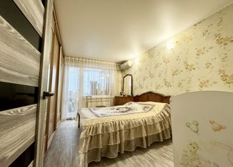 Продам 3-комнатную квартиру, 67 м2, Оренбургская область, улица Чкалова, 53