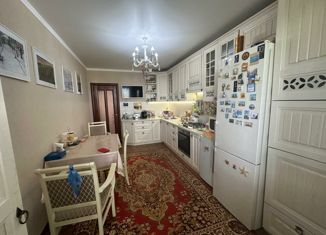 3-ком. квартира на продажу, 81 м2, Железногорск, улица Сентюрева, 17