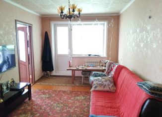 Продаю 4-комнатную квартиру, 62 м2, Берёзовский, проспект Ленина, 38