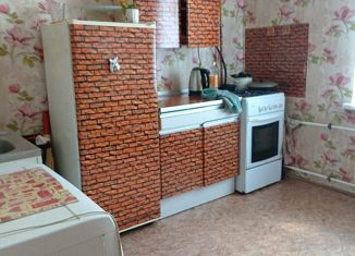 Продажа комнаты, 41.6 м2, поселок городского типа Парфино, улица Мира, 14В