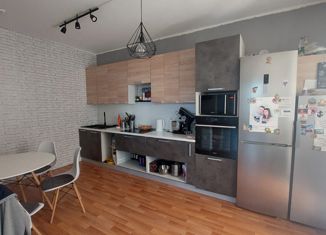 3-комнатная квартира на продажу, 112 м2, Кириши, Волховская набережная, 48