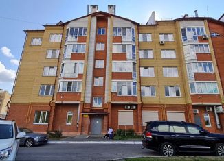 Сдается 3-комнатная квартира, 100 м2, Чебоксары, Московский район, улица Глеба Ильенко, 6