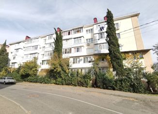 Продам 2-ком. квартиру, 38.8 м2, Туапсе, Кронштадтская улица, 3