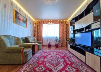 Продается двухкомнатная квартира, 56 м2, Мурманск, улица Мира, 2к1