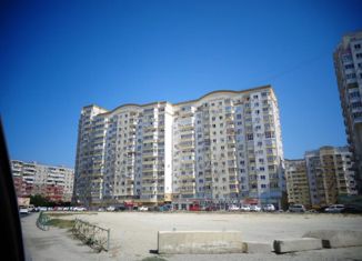 Продаю двухкомнатную квартиру, 63 м2, Новороссийск, проспект Дзержинского, 224