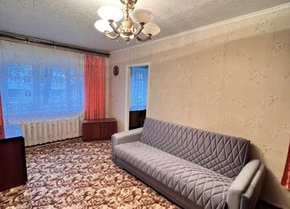 Продам 3-комнатную квартиру, 59 м2, Ефремов, улица Мира, 9