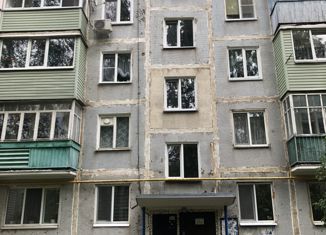 Продам 3-комнатную квартиру, 62.2 м2, Рославль, 17-й микрорайон, 4