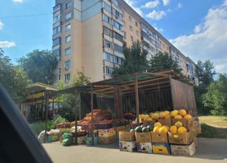 Продаю 3-ком. квартиру, 75 м2, Саратов, Федоровская улица, 5, Волжский район