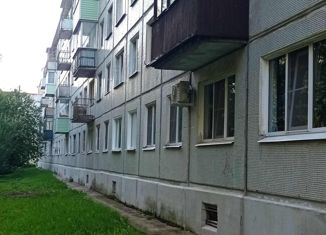 Продается 2-ком. квартира, 44.5 м2, Старая Русса, Александровская улица, 41