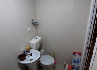 Продается двухкомнатная квартира, 32 м2, Керчь, улица Степана Разина, 5