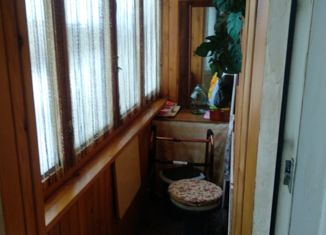 Продается 3-комнатная квартира, 62.3 м2, городской посёлок имени Свердлова, 1-й микрорайон, 4