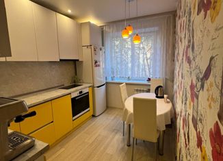 Продам двухкомнатную квартиру, 52.3 м2, Железногорск, Ленинградский проспект, 9