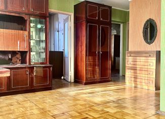 Продается четырехкомнатная квартира, 58.2 м2, Санкт-Петербург, Ленинский проспект, 150к2, муниципальный округ Новоизмайловское