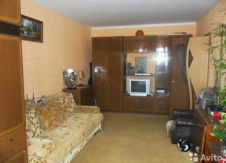 Продаю комнату, 61 м2, Оренбург, улица Юных Ленинцев, 8, Дзержинский район