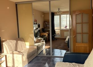 Двухкомнатная квартира на продажу, 51 м2, Москва, улица Кутузова, 2, станция Рабочий Посёлок