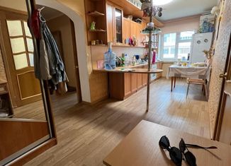 Продам 4-комнатную квартиру, 72 м2, Якутск, улица Петра Алексеева, 12/2, Строительный округ