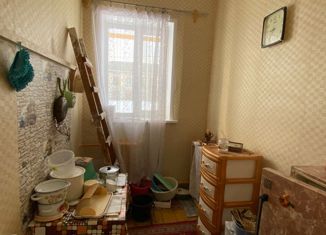 Продаю 1-ком. квартиру, 32 м2, село Обшаровка, Рабочая улица, 1