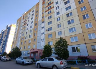 2-комнатная квартира на продажу, 54.8 м2, Челябинская область, улица Короленко, 8