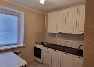 Сдается в аренду 1-комнатная квартира, 33 м2, Астрахань, Молдавская улица, 100, Трусовский район