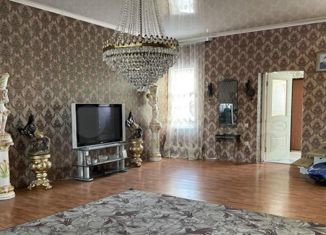 Продам дом, 230 м2, село Патруши, Советская улица, 12А