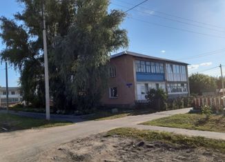 Продается 2-ком. квартира, 49.2 м2, Тюкалинск, улица Ленина, 48