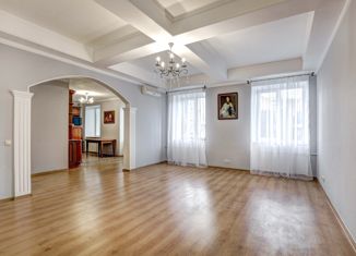 Продается 3-комнатная квартира, 116 м2, Москва, 1-я Владимирская улица, 3к2, метро Перово