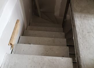 Продаю таунхаус, 159.5 м2, посёлок городского типа Излучинск, Набережная улица, 11Е