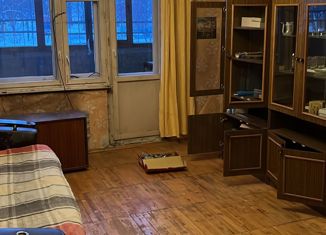 Двухкомнатная квартира в аренду, 48 м2, Свердловская область, улица Крестинского, 49к1