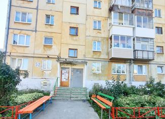Продается 1-комнатная квартира, 28.1 м2, Свердловская область, улица Ватутина, 52