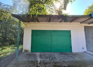 Продам гараж, 30 м2, Партизанск, Комсомольская улица, 1