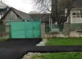 Продаю дом, 100 м2, село Кенже, улица Катханова, 119