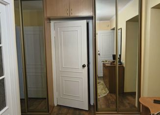 Продаю 4-ком. квартиру, 74 м2, Александров, улица Королёва, 5