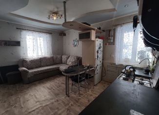 Продажа 2-ком. квартиры, 39 м2, Великий Устюг, улица Кузнецова, 40А