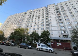 Продается 2-комнатная квартира, 52.5 м2, Москва, метро Бибирево, Бибиревская улица, 1