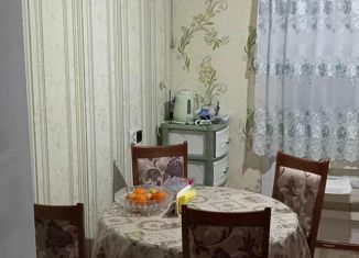 Продается трехкомнатная квартира, 70 м2, Кропоткин, улица Сергея Лазо, 22