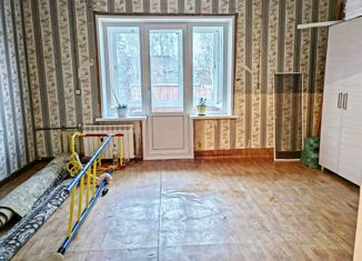 Продам 3-ком. квартиру, 79 м2, Северск, Комсомольская улица, 22А