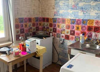 Продается двухкомнатная квартира, 51.3 м2, Черемхово, улица Лермонтова, 1