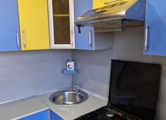 4-ком. квартира на продажу, 61 м2, Новотроицк, улица Марии Корецкой, 20