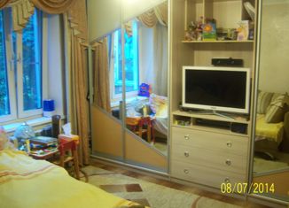 Продается 2-комнатная квартира, 40 м2, Москва, Севанская улица, 12, Севанская улица
