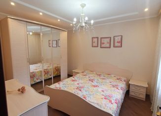 Сдаю в аренду 3-ком. квартиру, 75 м2, Арзамас, улица Шер, 3