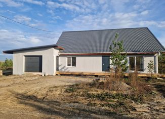 Продам дом, 212 м2, коттеджный поселок Емельяновская горка, улица Дружбы Соседей, 12